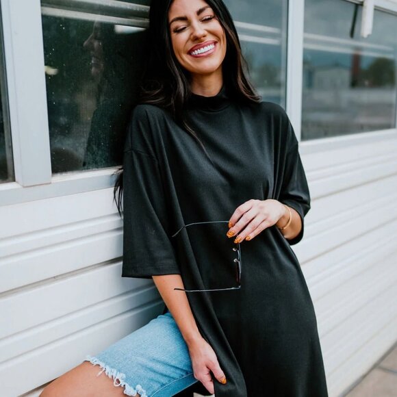 Dressed in Lala Lala Icon Mock Neck Top in Black NWT Size L - Picture 1 of 7
